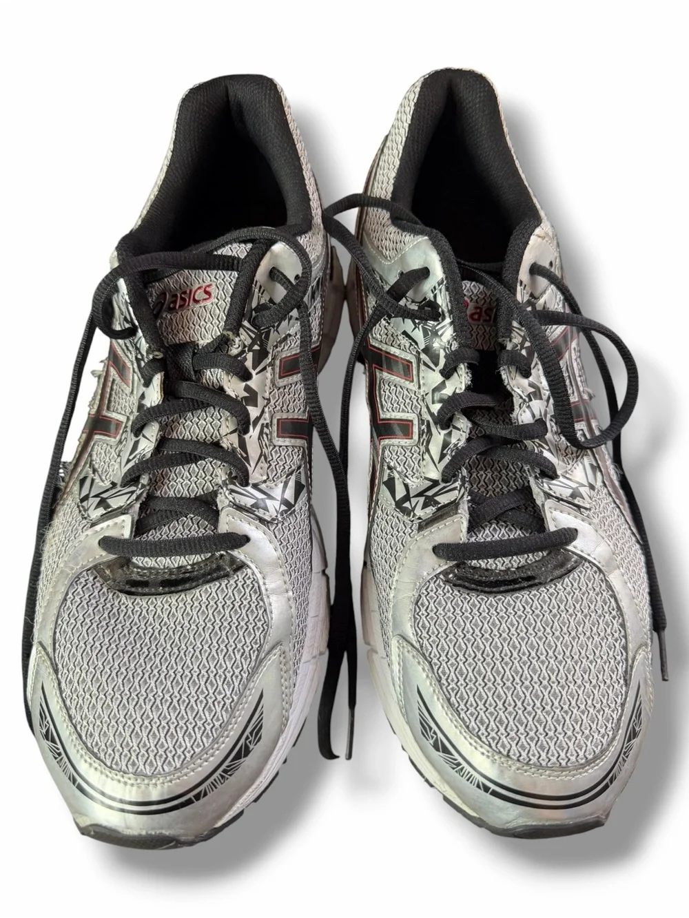 ASICS Gel-Excite 3 men's 11.5 Silver, Black & Red Running Shoes
